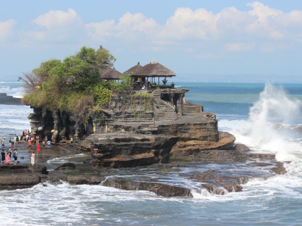 MEJOR TOUR ROMÁNTICO CON PLAYA POR INDONESIA DE 9 DÍAS